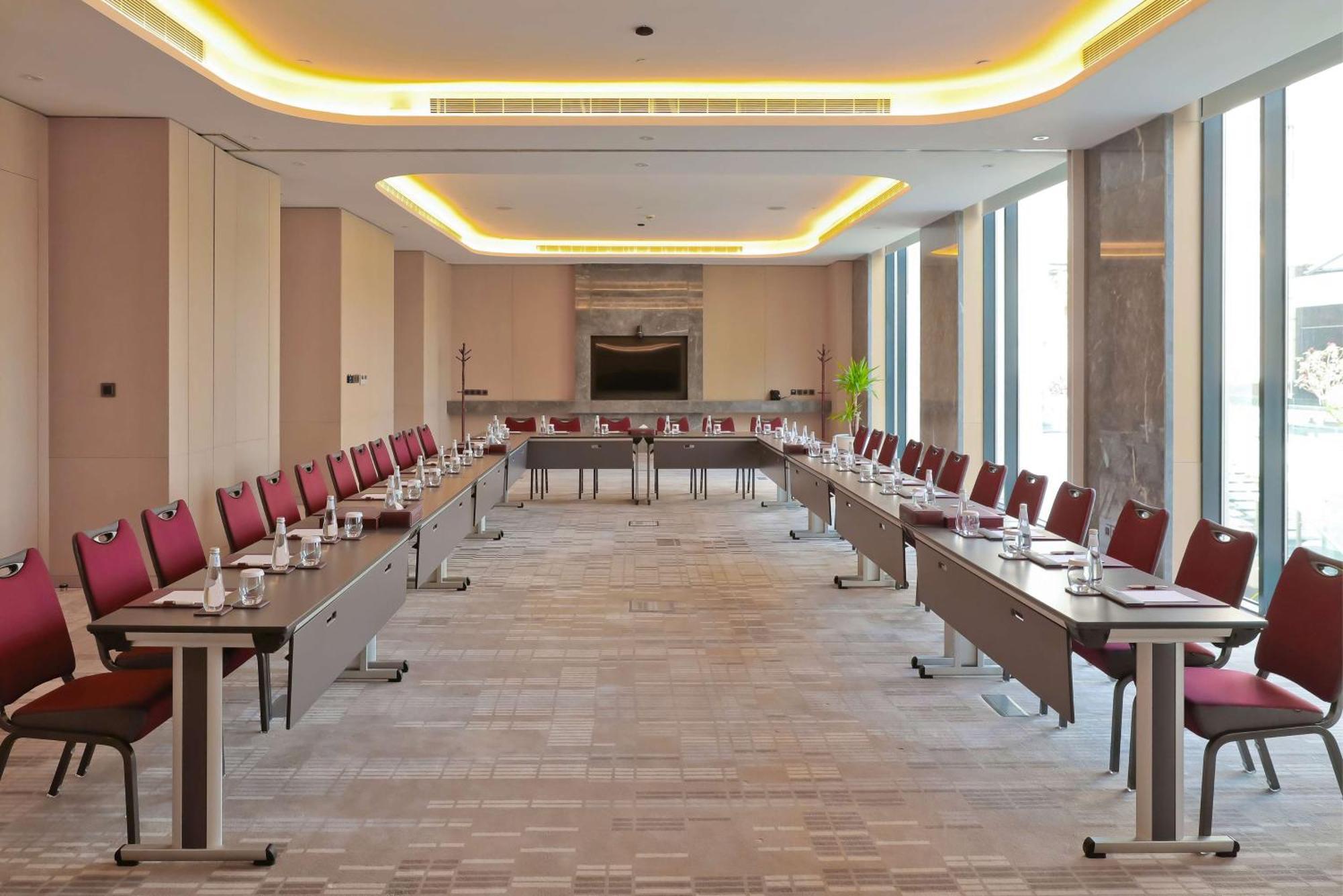 Mansard Riyadh, A Radisson Collection Hotel Eksteriør billede Meeting room