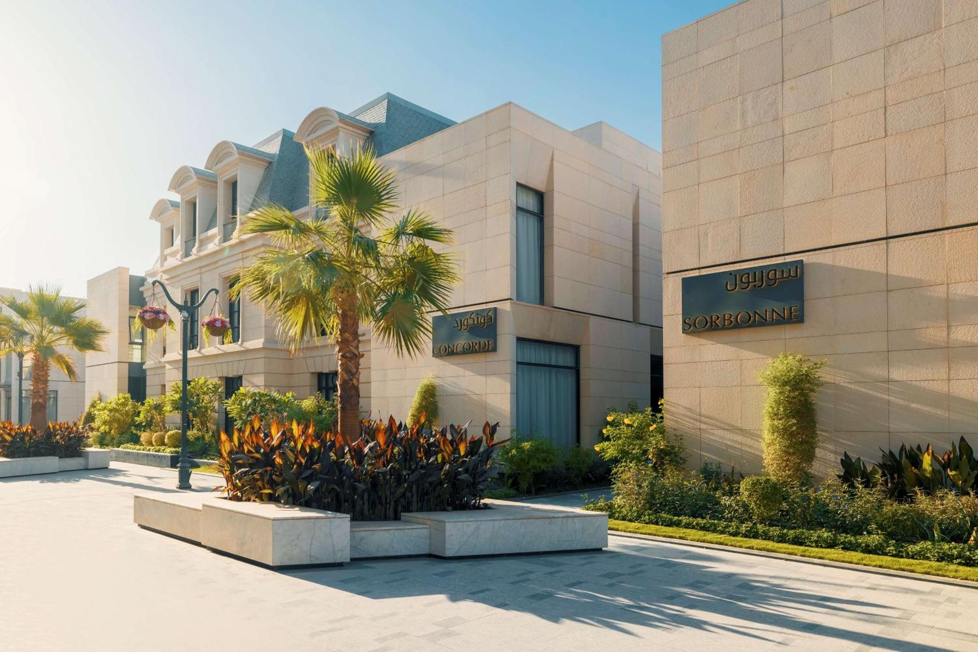 Mansard Riyadh, A Radisson Collection Hotel Eksteriør billede The Village Outlet