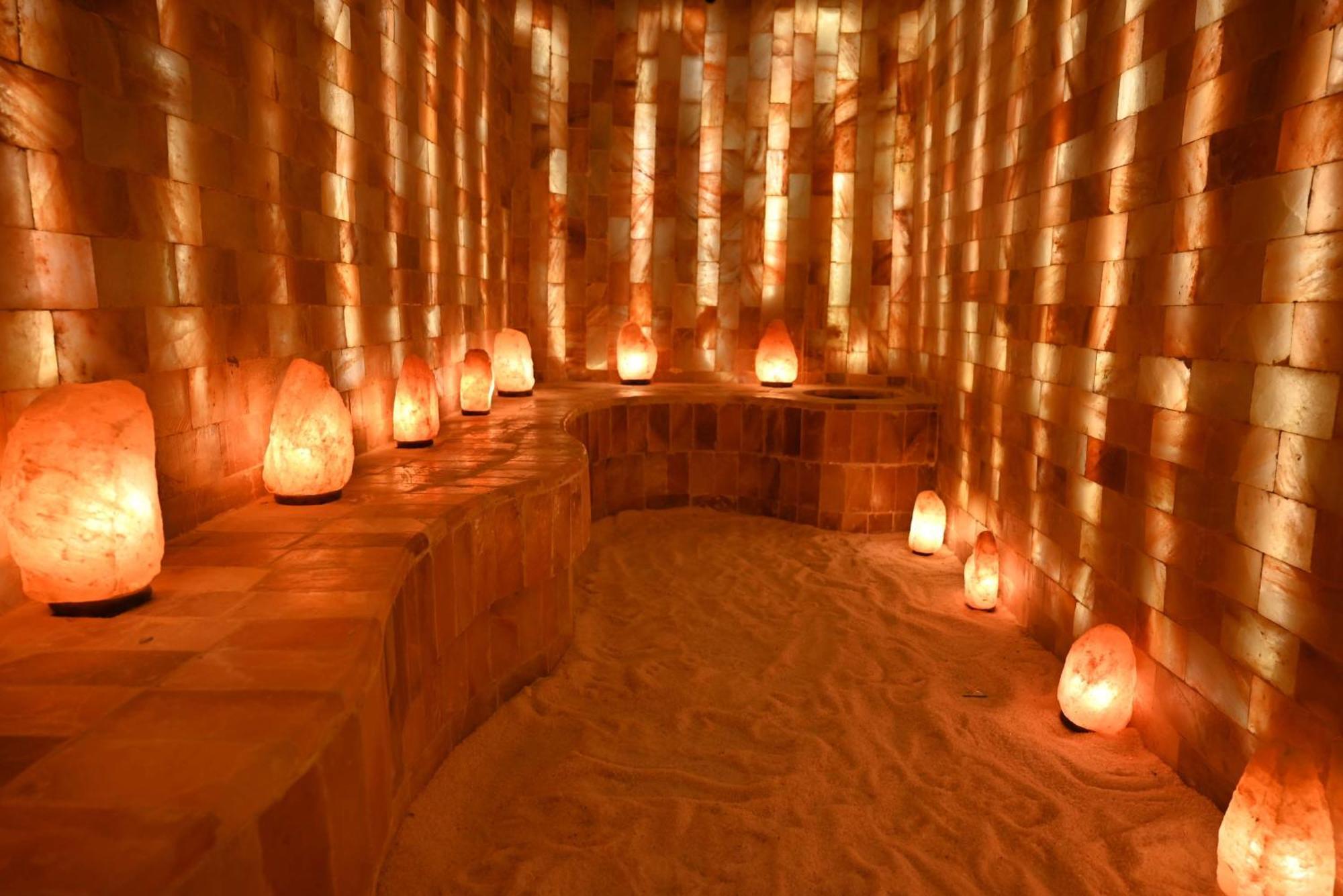 Mansard Riyadh, A Radisson Collection Hotel Eksteriør billede Himalayan salt cave